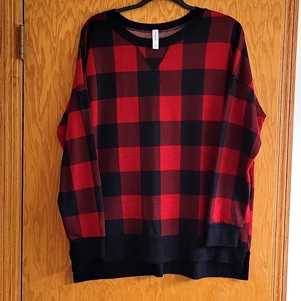 Honey Me Buffalo plaid weekender. Large